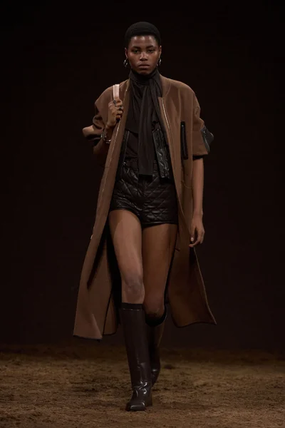 Look 51